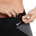 NWEB---NIKE-C-W-NK-ONE-DF-CLRBLK-MR-TGT.jpg