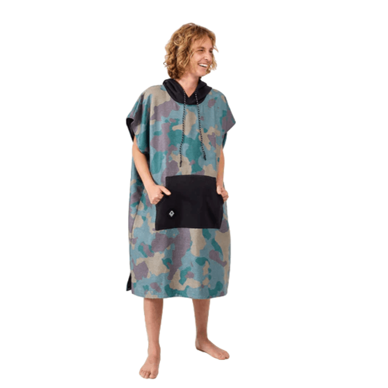 Nomadix-Changing-Poncho-Camo.jpg