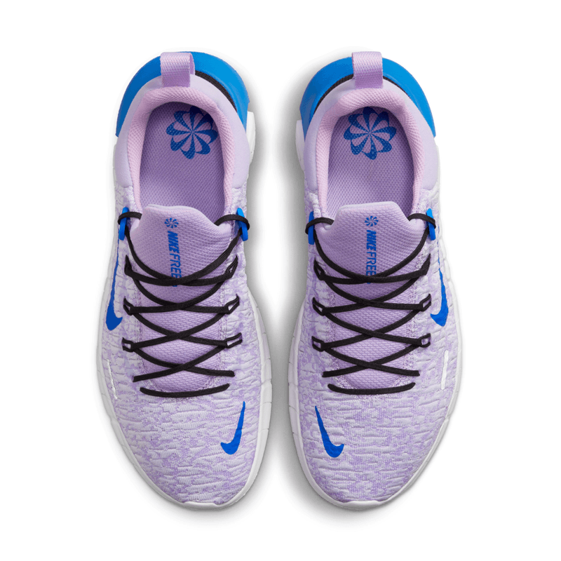 Nike free outlet run pink laces