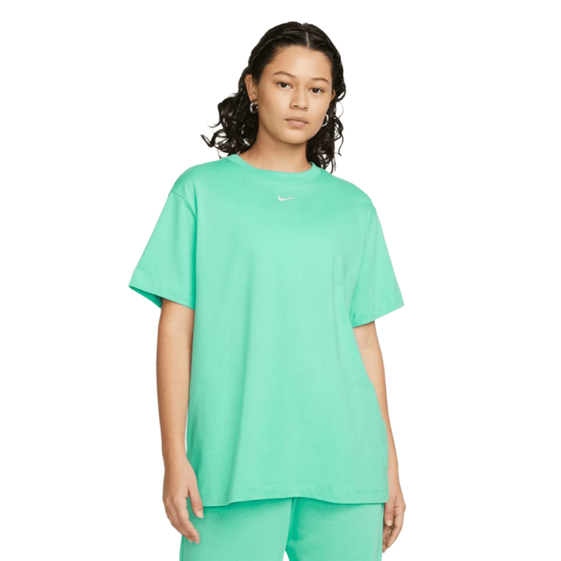 Nike Sportswear Essential T-Shirt - Women's 