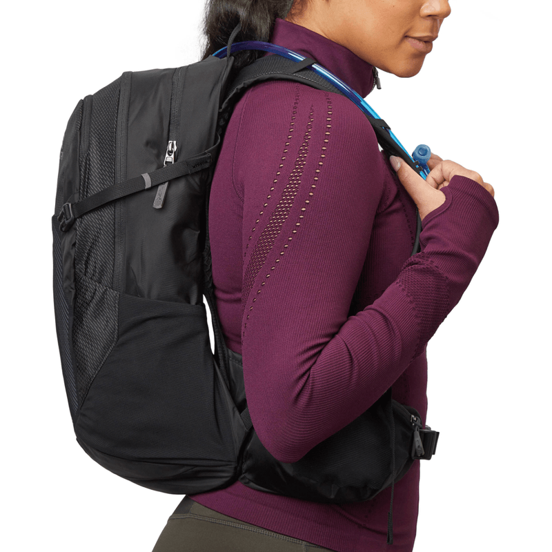 Gregory-Sula-16-H2O-Pack---Aurora-Black.jpg