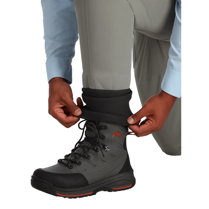 Simms-Freestone-Wading-Pant---Men-s---Smoke.jpg