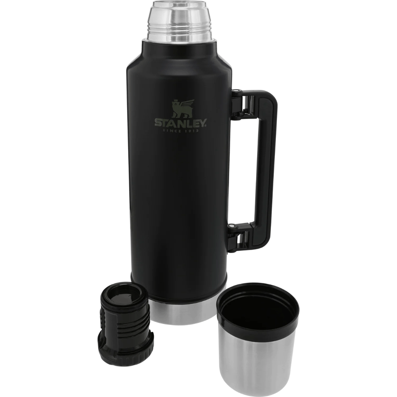 STANLEY GO Series Vacuum Thermos 0.7L / Simple White - Shop