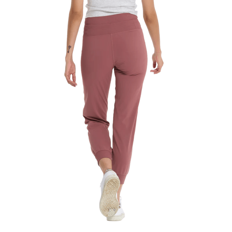 Vuori-Daily-Jogger---Women-s---RSDROSEWOOD.jpg