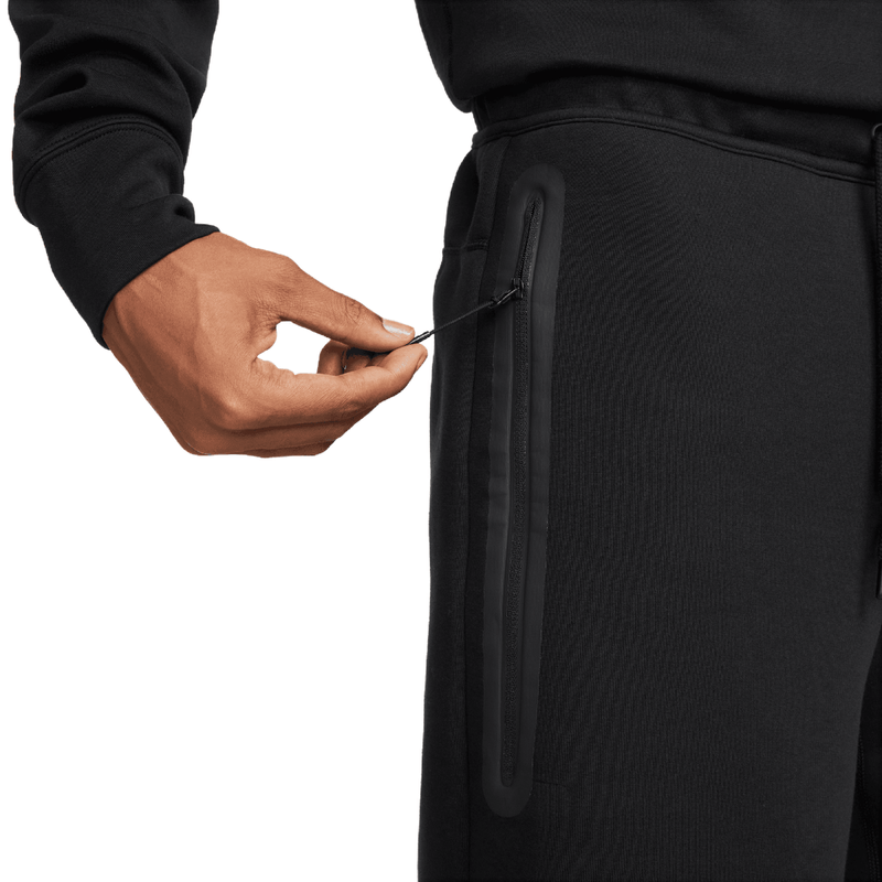 Nike-Sportswear-Tech-Fleece-Short---Men-s---Black---Black.jpg
