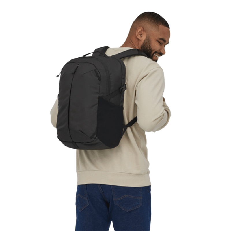 Patagonia-Refugio-Daypack---Black.jpg