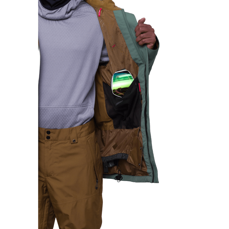 686-M-GORETEX-CORE-JKT---Cypress-Green-Colorblock.jpg