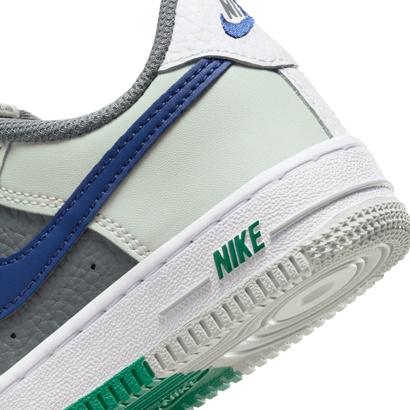 NIKE-SHOE-AIR-FORCE-1-LV8-PS---Light-Silver---Deep-Royal-Blue---White.jpg