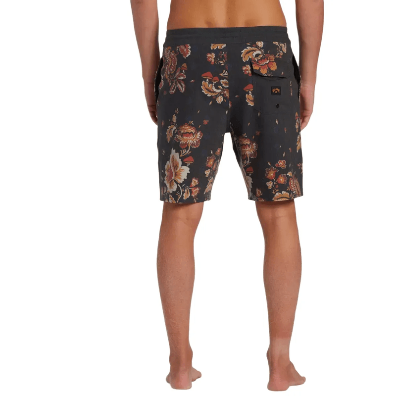 Billabong-Sundays-Lo-Tide-19--Boardshorts---Men-s-Black-30.jpg