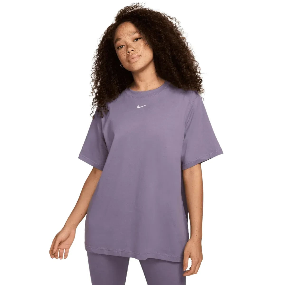 /nike-sportswear-essential-tshirt-womens-10494339/p?skuId=1774700