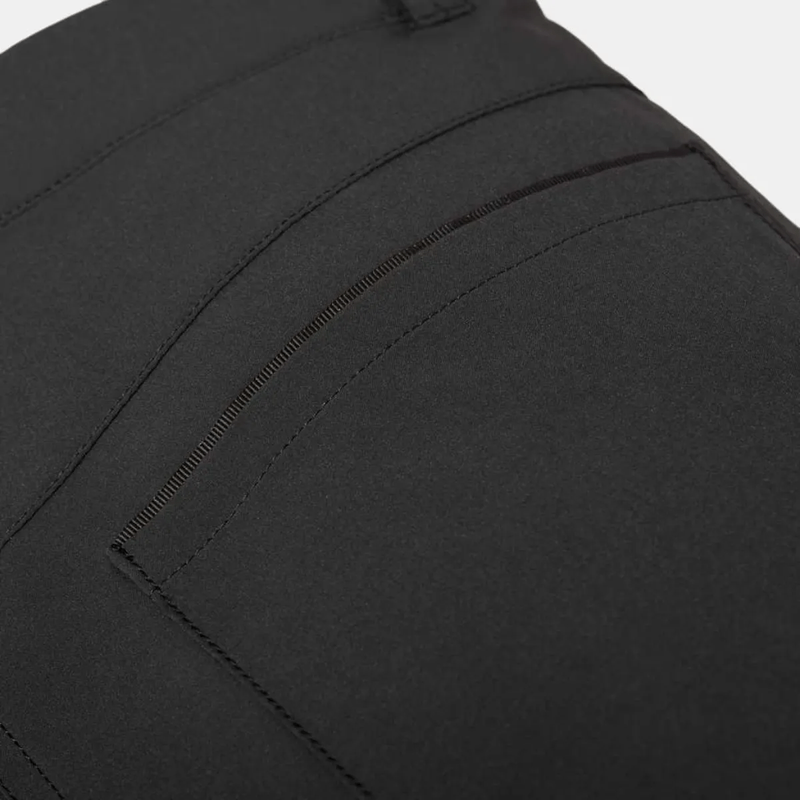 NWEB---MAMMUT-W-RUNBOLD-SHORTS-Black-2.jpg