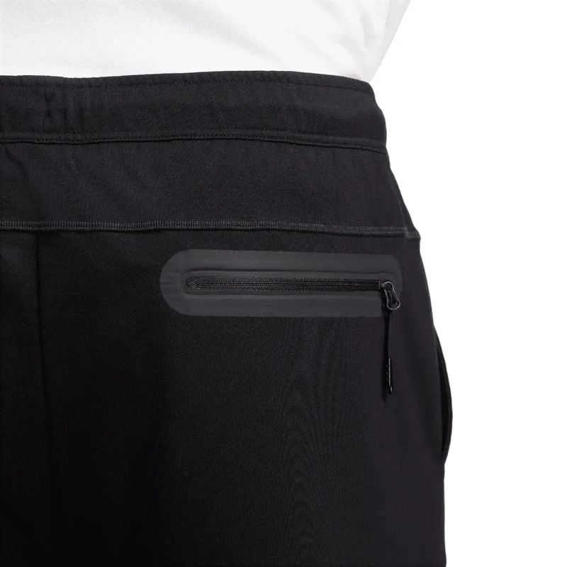 NWEB---NIKE-C-M-NK-TCH-KNIT-LW-SHORT-Black---Black-S.jpg