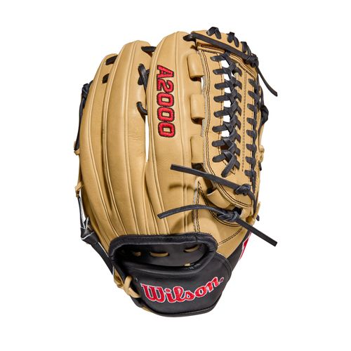 Wilson A2000 D33 Pitcher Baseball Glove
