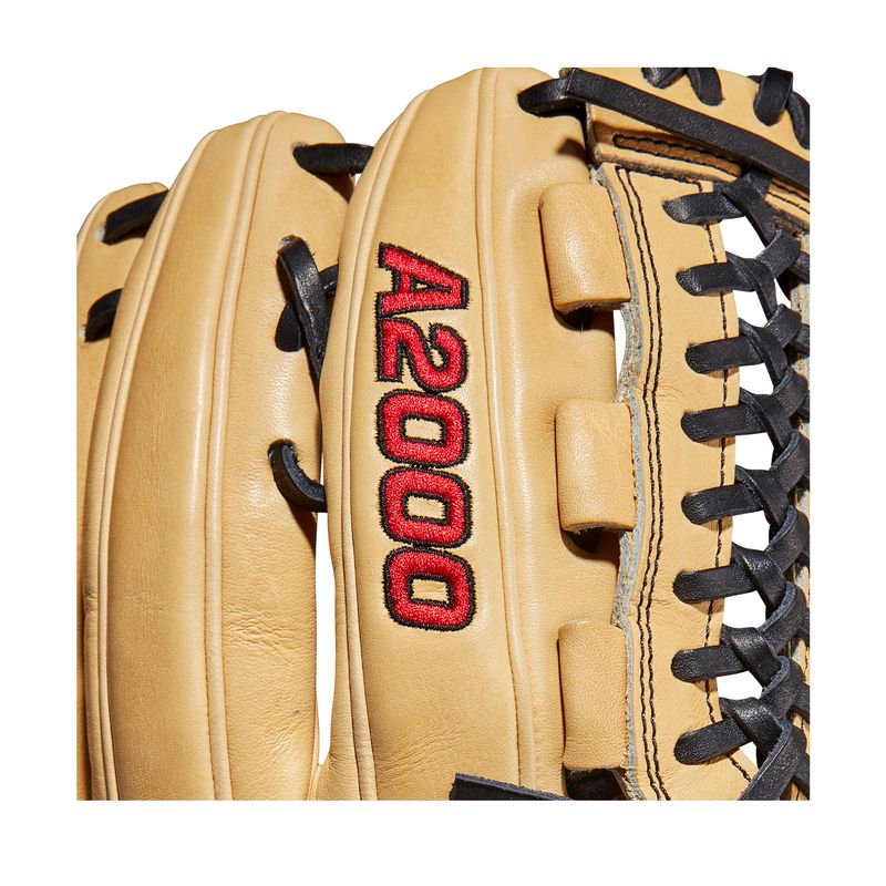 Wilson-2020-A2000-D33-Pitcher-Baseball-Glove-Vintage-Tan---Copper-11.75--Right-Hand-Throw.jpg