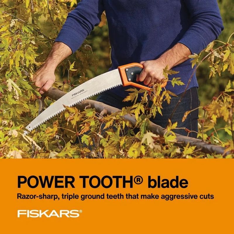 Fiskars-18--D-Handle-Pruning-Saw-Black---Orange.jpg