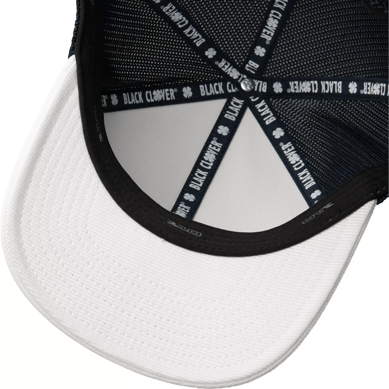 NWEB---BLACKC-HAT-YACHT-CLUB-White---Navy-One-Size.jpg