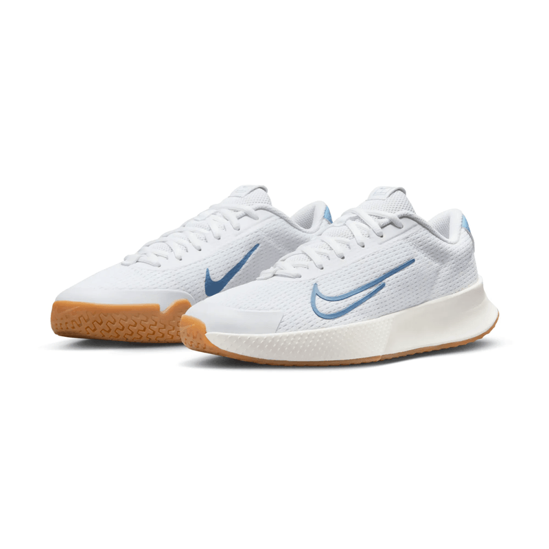 NWEB---NIKE-W-SHOE-NIKECOURT-VAPOR-LITE-2-White---Light-Blue---Sail---Gum-Light-Brown-7-Regular.jpg