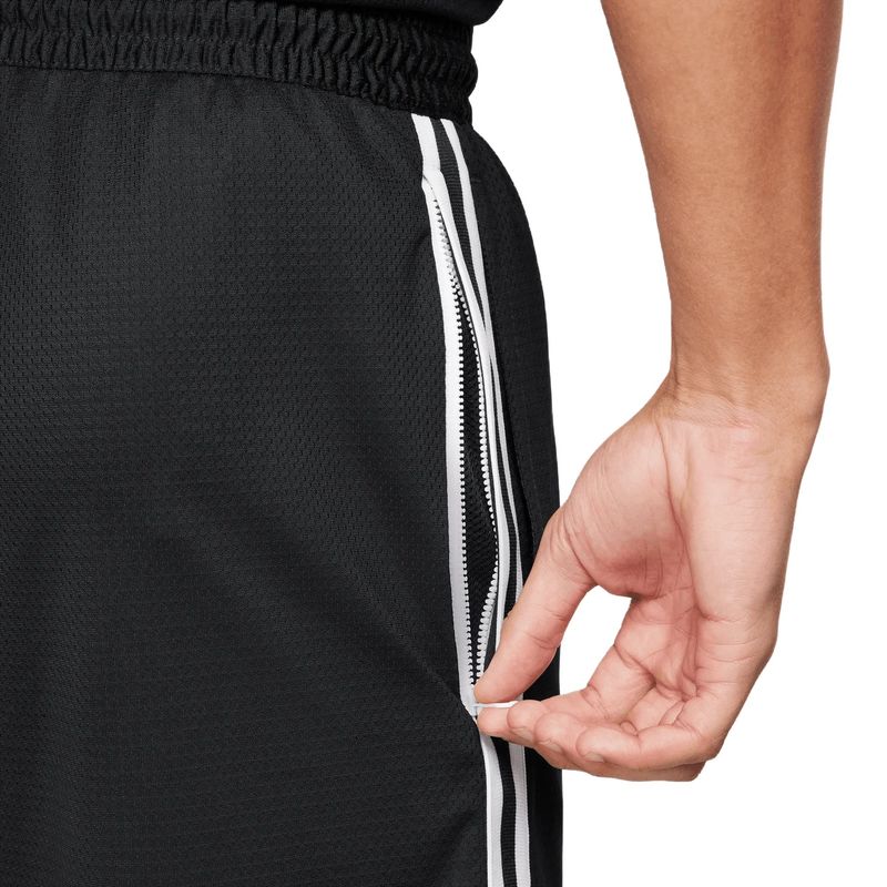 NWEB---NIKE-C-M-NK-DF-DNA-8IN-SHORT-Black---White---White-S.jpg