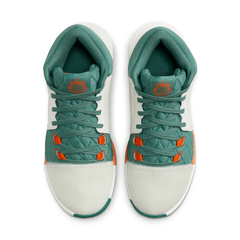 Nike-Lebron-Witness-8-Shoe---Youth-Sail-/-Geode-Teal-/-Total-Orange-3.5Y-Regular.jpg