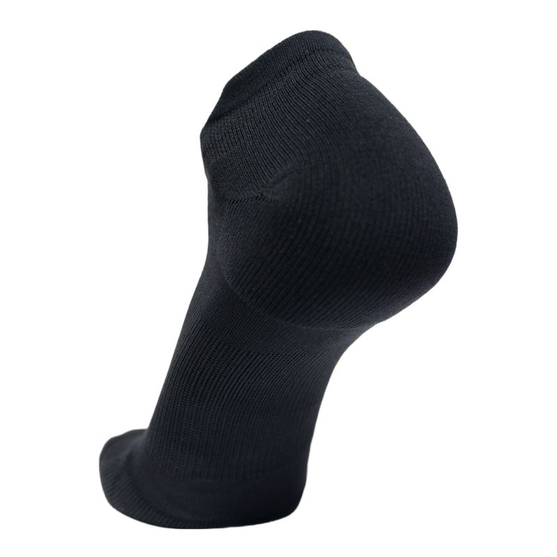 Brooks-Run-in-No-Show-Sock--3-Pack--Black-S.jpg