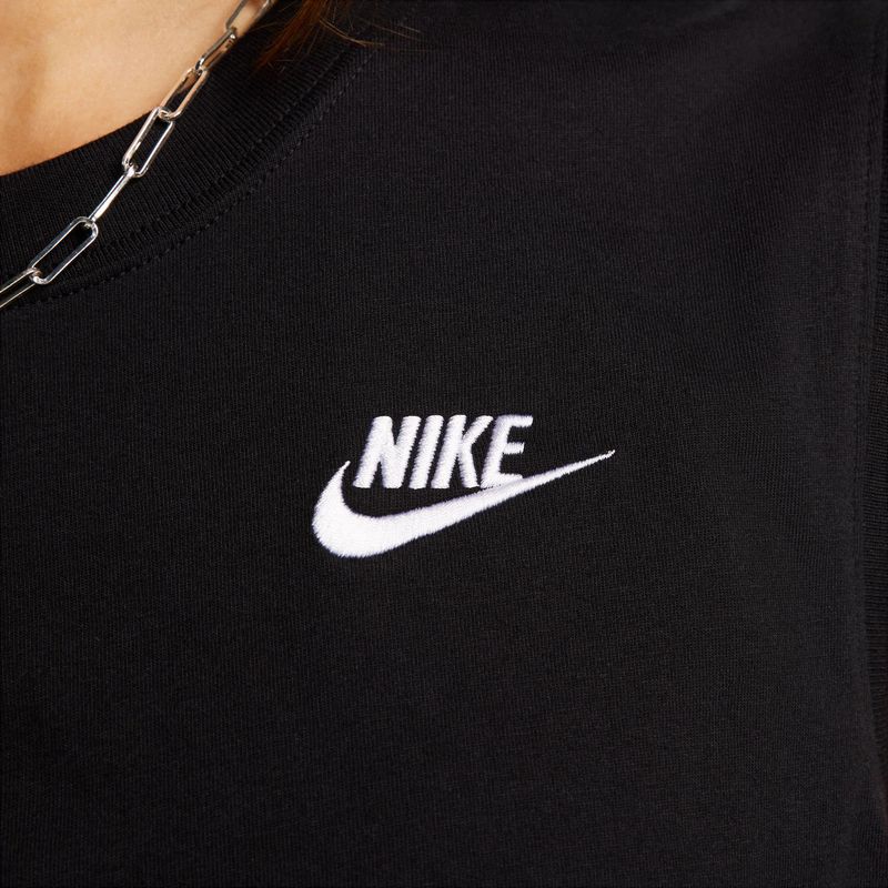 NWEB---NIKE-C-W-NSW-CLUB-CRP-SL-TEE-Black---White-XS.jpg