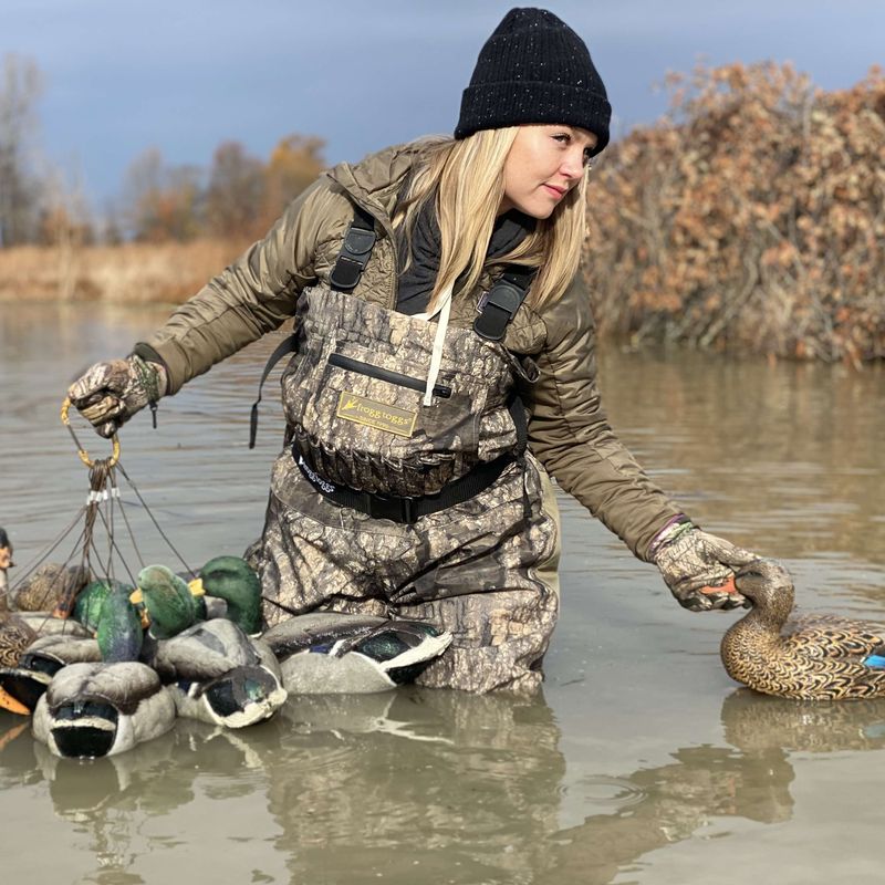 FROGG-JR-GRAND-REFUGE-3.0-BF-WADER-Mossy-Oak-Bottomland-4.jpg