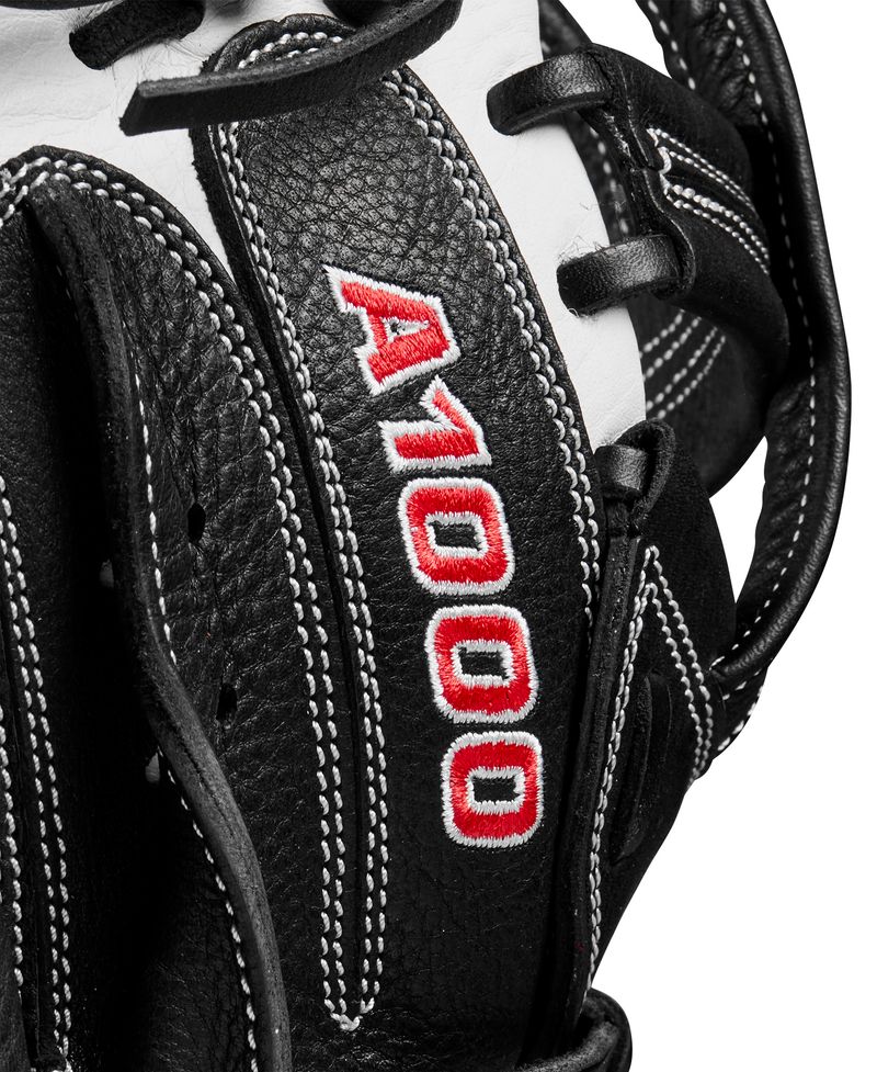 Wilson-A1000-Catcher-s-Mitt-White---Black---Red-33--Right-Hand-Throw.jpg