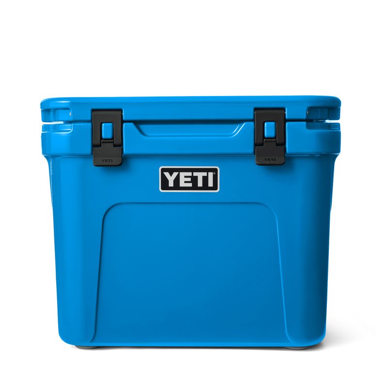 YETI-Roadie-32-Wheeled-Cooler-Big-Wave-Blue---Navy-32-qt.jpg