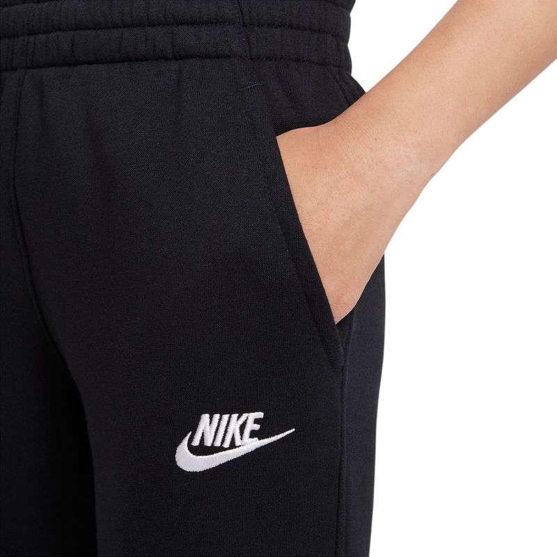NWEB---NIKE-C-B-NSW-CLUB-FLC-JGGR-LBR-Black---White-XS.jpg