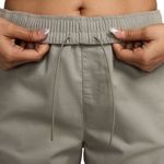 NIKE-C-W-NSW-ESSTL-WVN-MR-STD-CRGO-PT-Light-Army---Black-XS.jpg