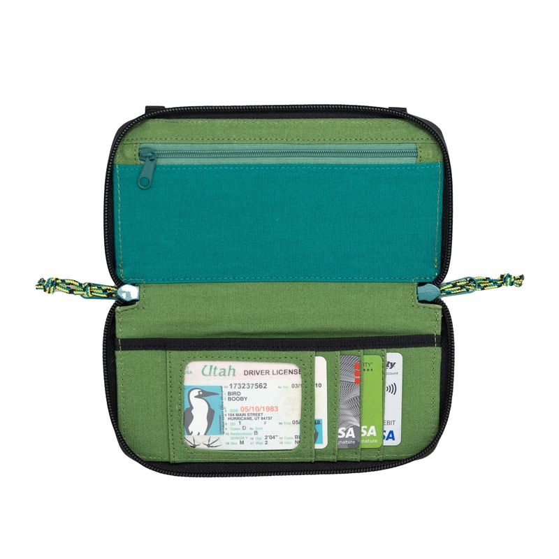 CHUMS-NOMAD-WALLET-Hunter-Green-One-Size.jpg