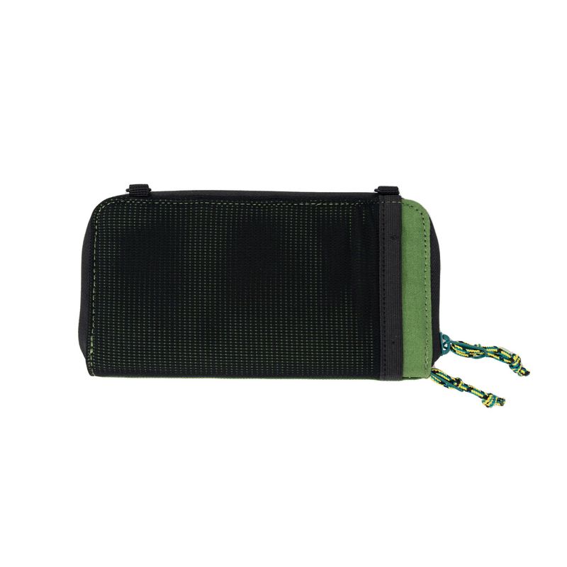 CHUMS-NOMAD-WALLET-Hunter-Green-One-Size.jpg