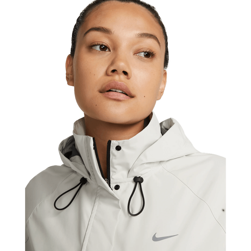 Nike swift running jacket hotsell