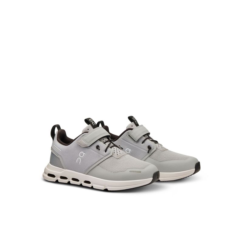 ON-SHOE-CLOUD-PLAY-PS-Glacier-|-White-3-Regular.jpg