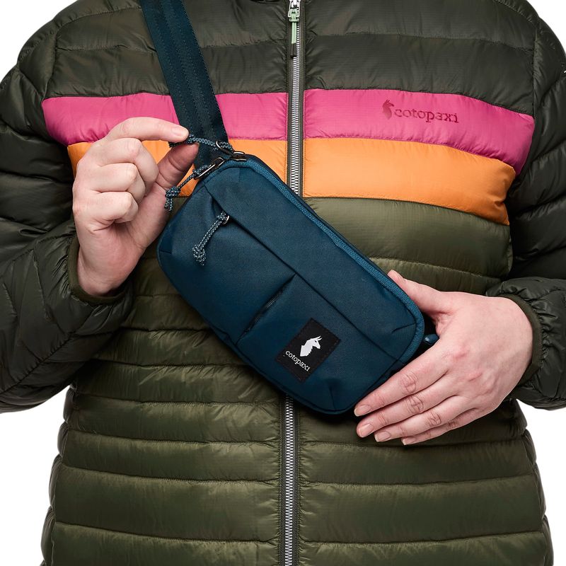 Cotopaxi-Todo-Hip-Pack---2l-Cotopaxi-Abyss