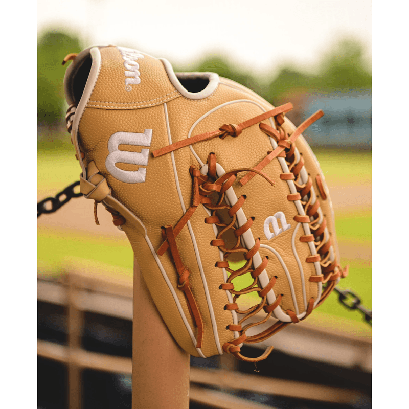 Wilson-Steven-Kwan-A2000-SK38-GM-Outfield-Baseball-Glove-Fall-2024-Blonde---Blonde-SuperSkin---Saddle-Tan---White