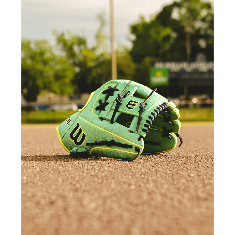 Wilson-Fall-2024-A2000-DP15SS-Infield-Baseball-Glove-Seafoam---Seafoam-SuperSkin---Optic-Yellow