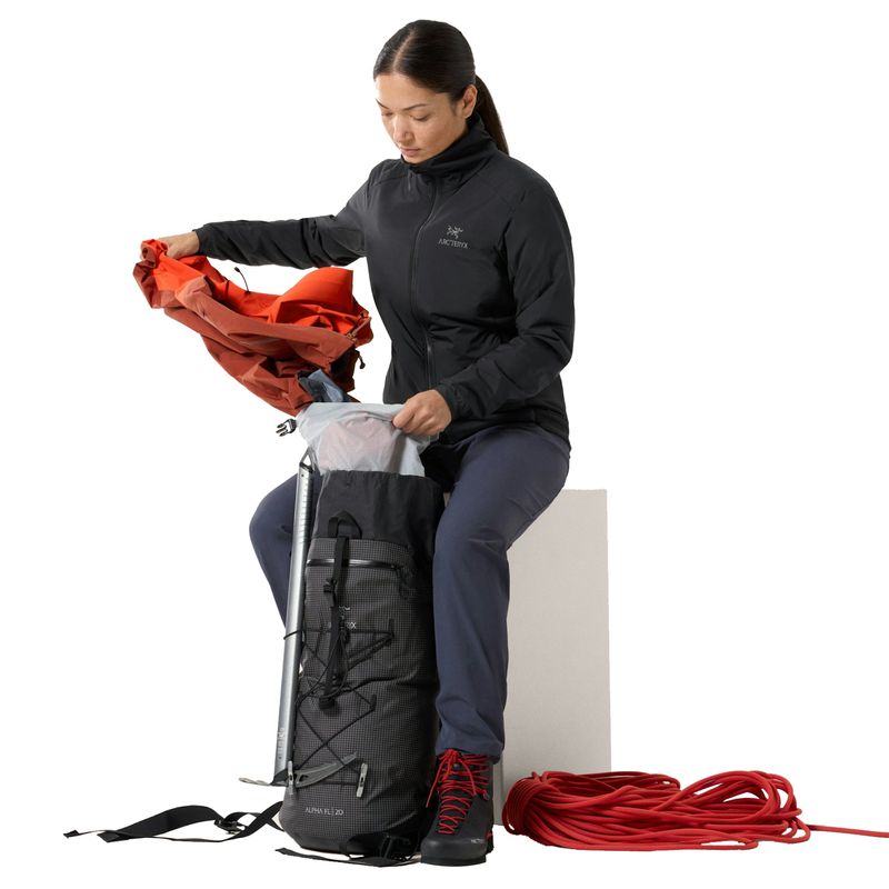 Arc-teryx-Atom-Jacket---Women-s-Black