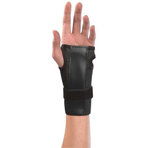 Mueller Wrist Brace w/Splint