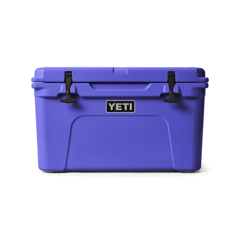 YETI Tundra 45 Hard Cooler Ultramarine Violet