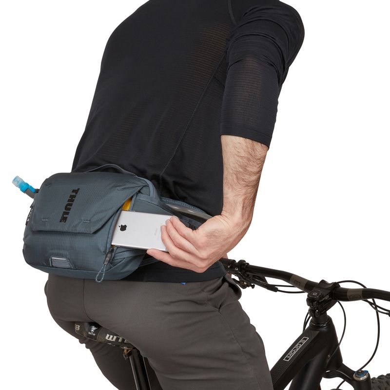 Thule-Rail-Hip-Pack---4L-Dark-Slate
