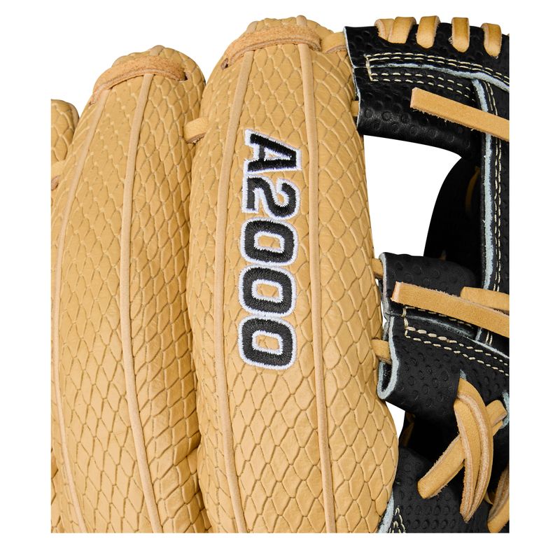 WILSON-GLOVE-A2000-SUMMER-2025-KBH13-Blonde---Blonde-SuperSnakeSkin---Black---Wilson-Yellow