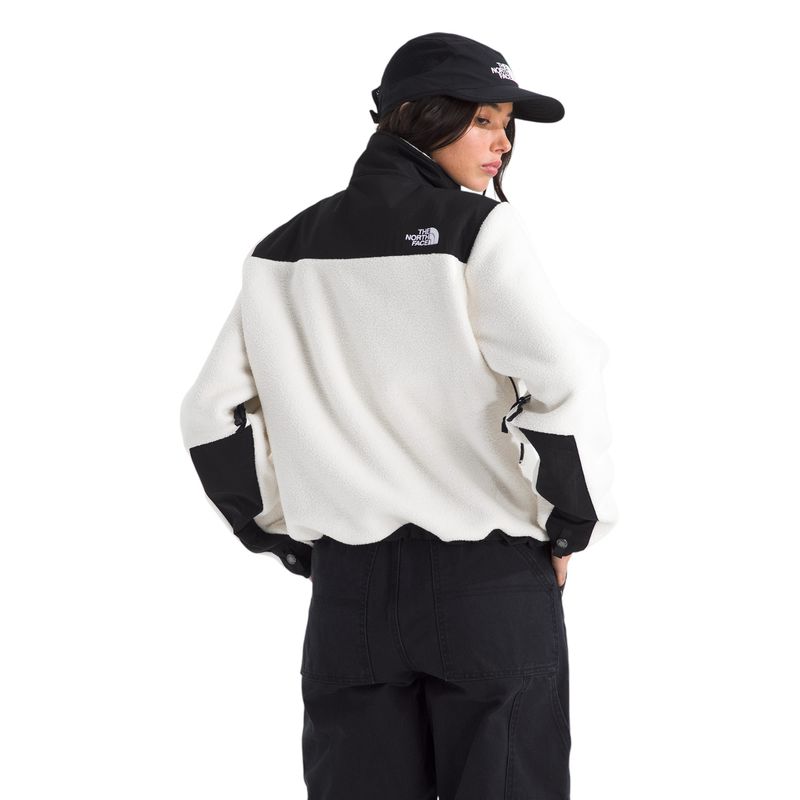 The-North-Face-Retro-Denali-Jacket---Women-s-White-Dune