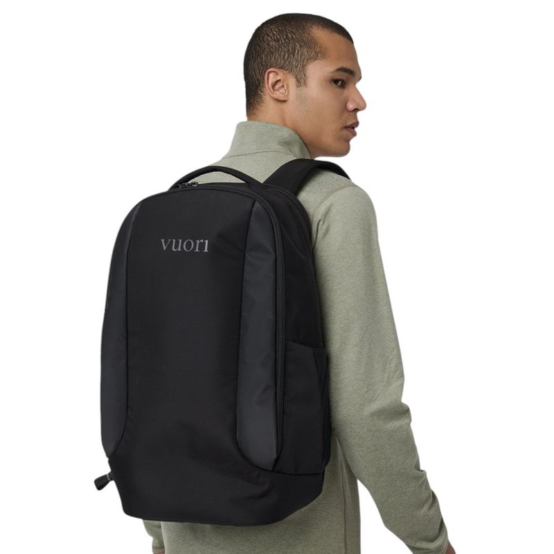 Vuori-Pursuits-Commuter-Backpack-Black