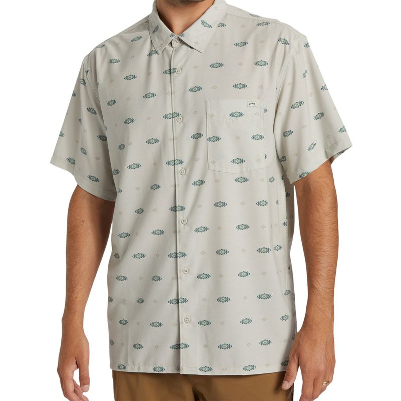 Billabong-Surftrek-Short-Sleeve-Shirt---Men-s-Stone