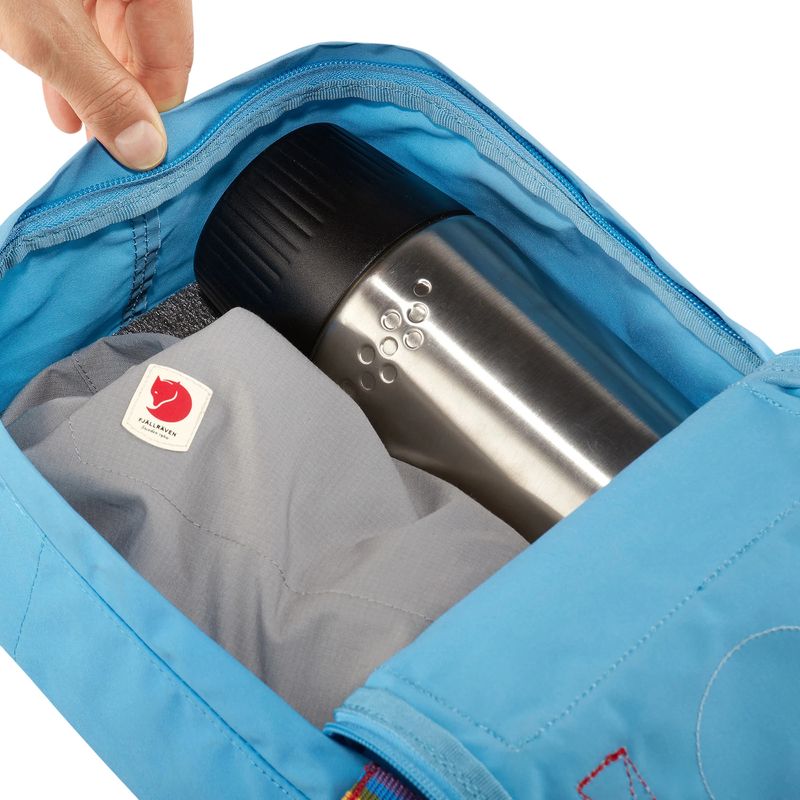 Fjallraven-Kanken-Rainbow-Mini-Air-Blue---Rainbow-Pattern