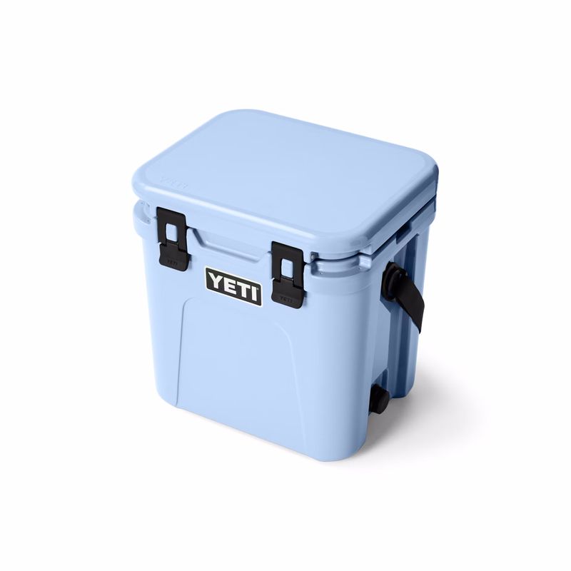 YETI-Roadie-24-Cooler-2.0-Big-Sky-Blue