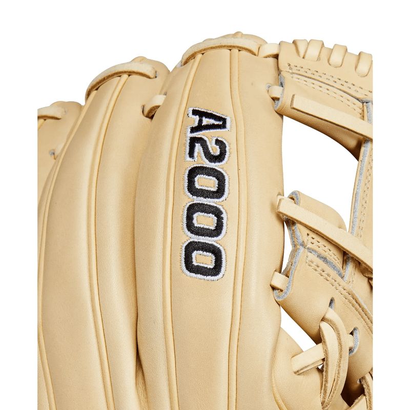 Wilson 2024 Glove Day A2000 1786 11.5" Infield Baseball Glove Blonde