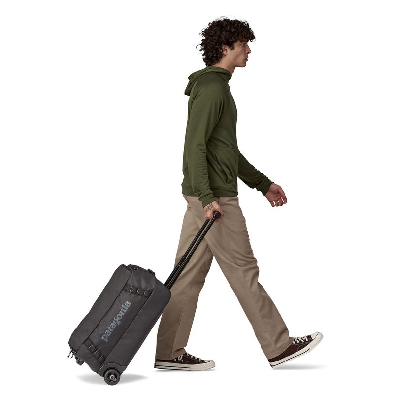 Patagonia-Black-Hole-Matte-Wheeled-Duffel-40L-Black