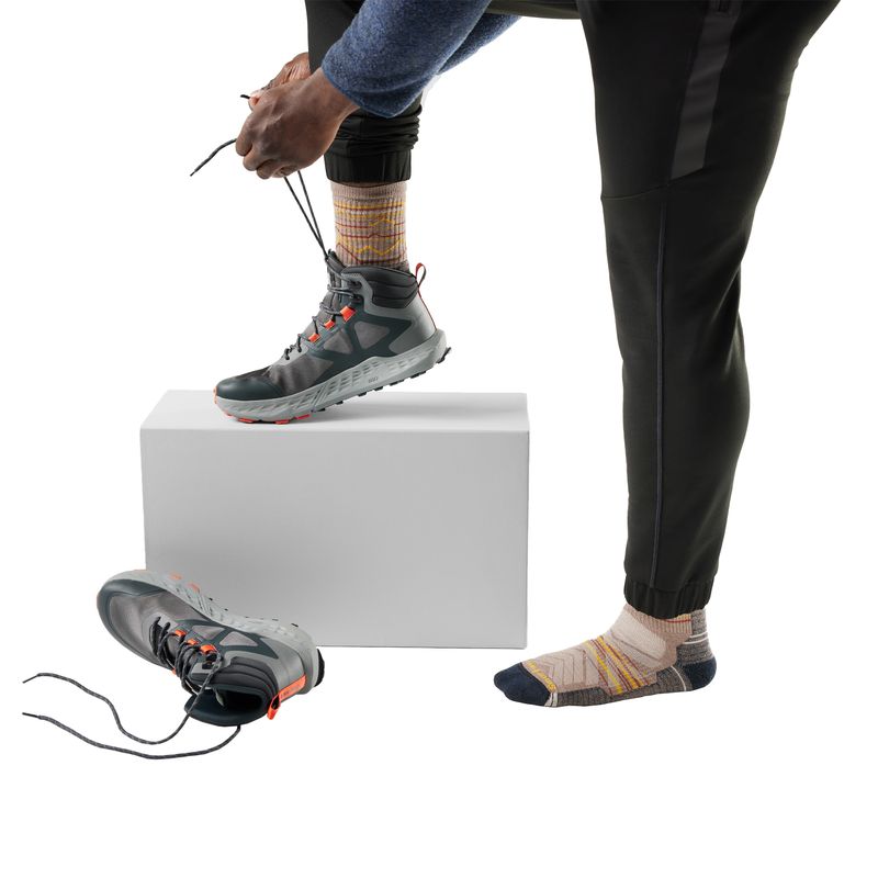 Smartwool-Hike-Light-Cushion-Mountain-Range-Crew-Socks-Fossil